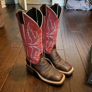 Justin’s women’s boots